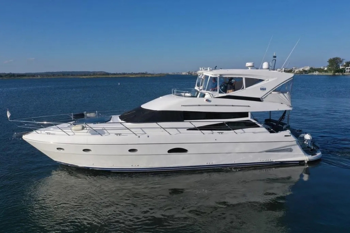 2005 Neptunus 56 Flybridge - Clarks Landing