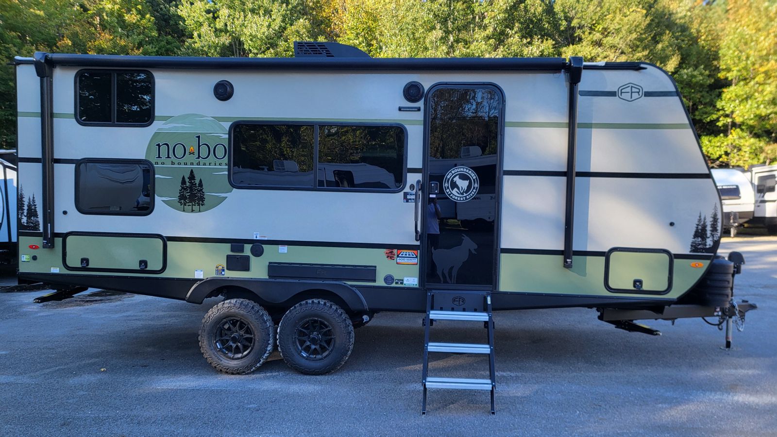 NEW 2026 Forest River No Boundaries 19.3 BEAST MODE - Coastal RV