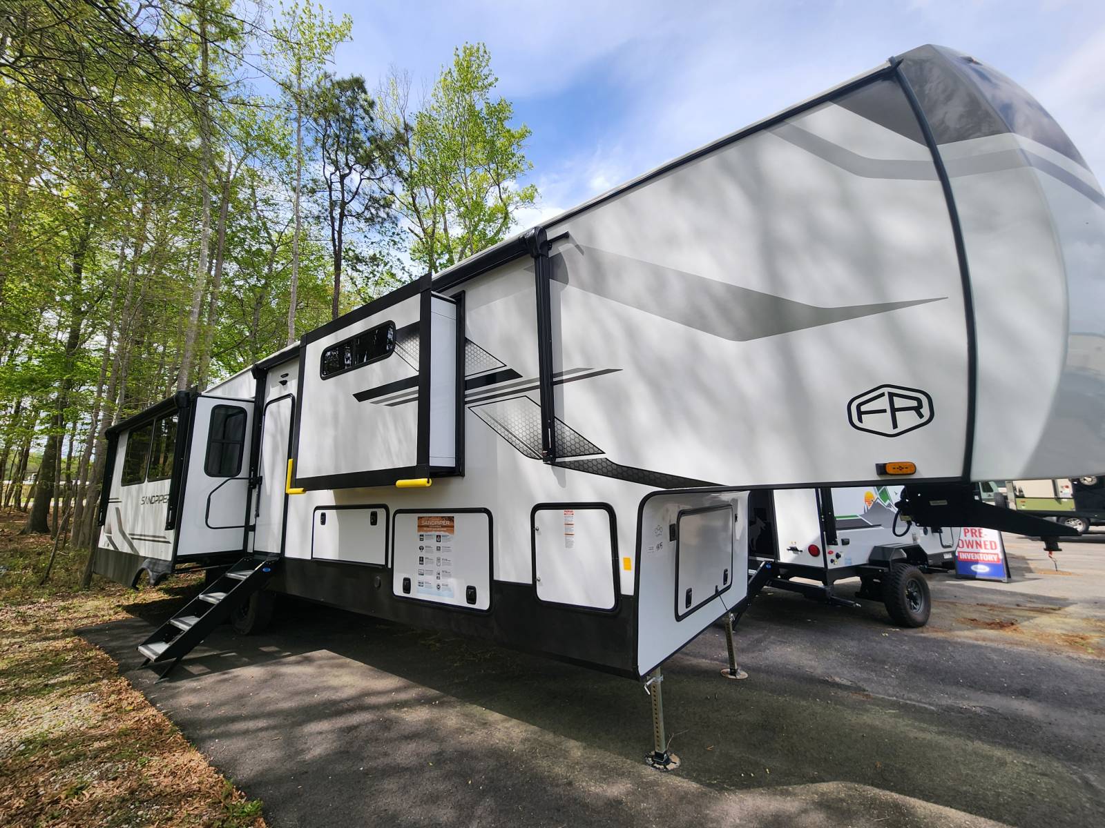 2026 Forest River Sandpiper 3800RK - Coastal RV
