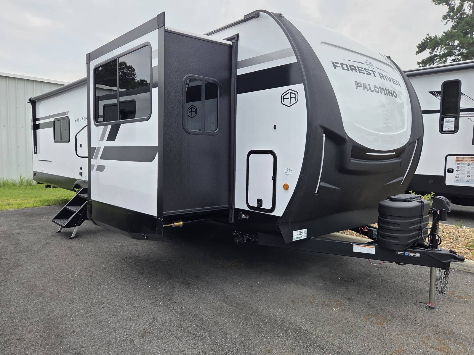 2027 Forest River Solaire 3300FLBS - Coastal RV