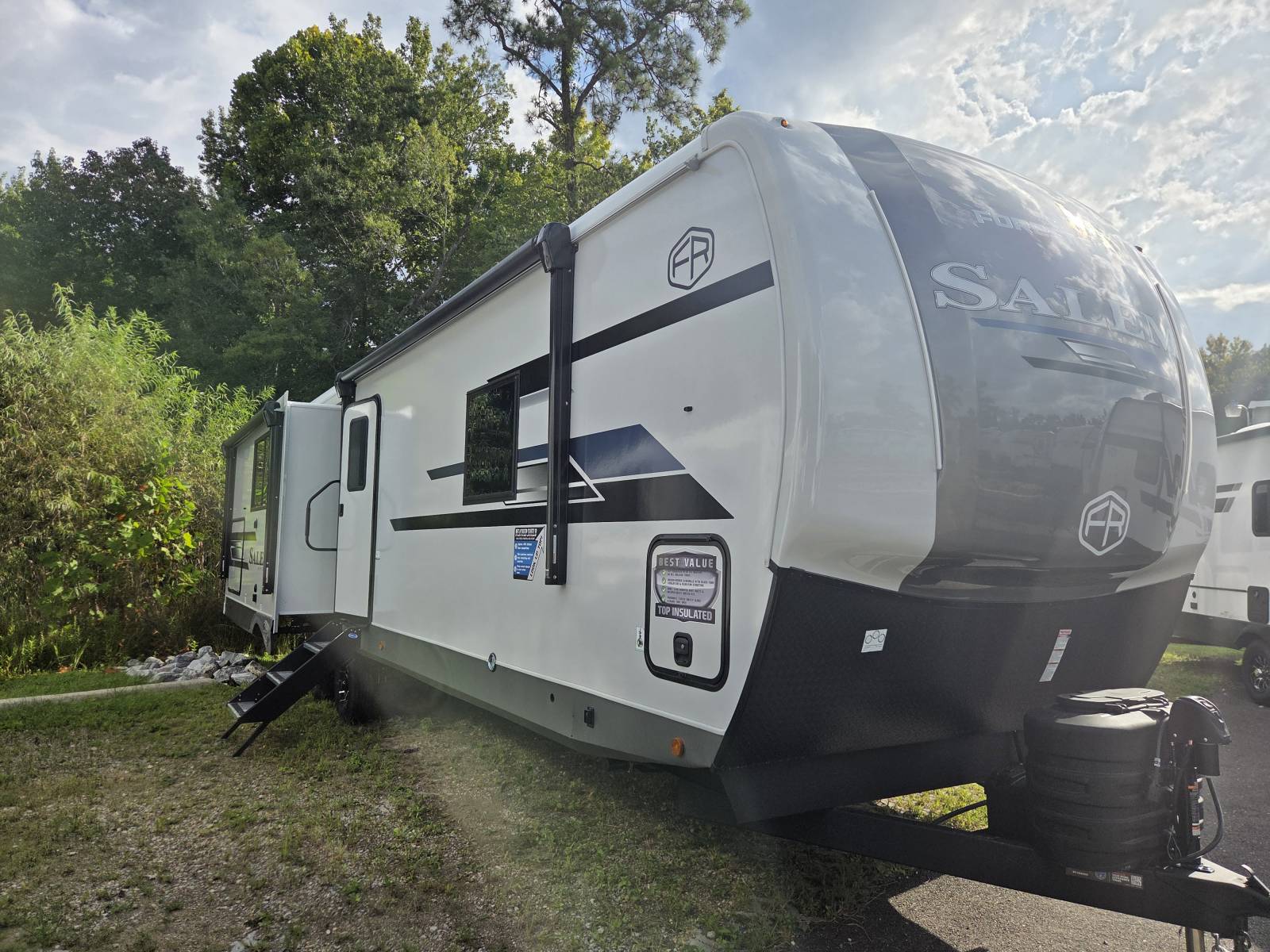 2027 Forest River Salem Hemisphere 305RLOK - Coastal RV