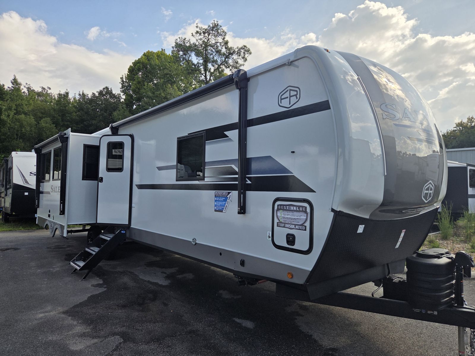 2027 Forest River Salem Hemisphere 301FAM - Coastal RV