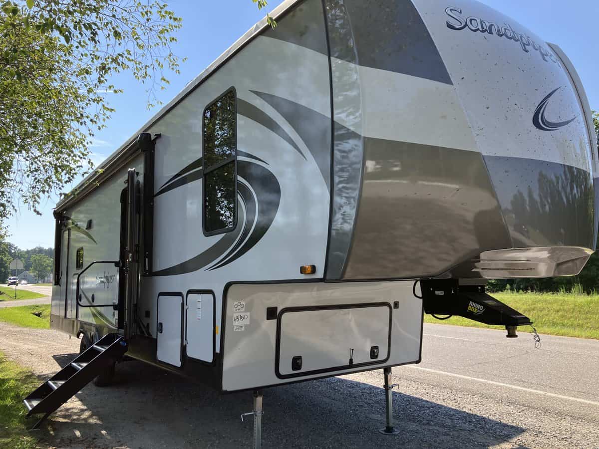 NEW 2022 Forest River Sandpiper 3330BH - Coastal RV