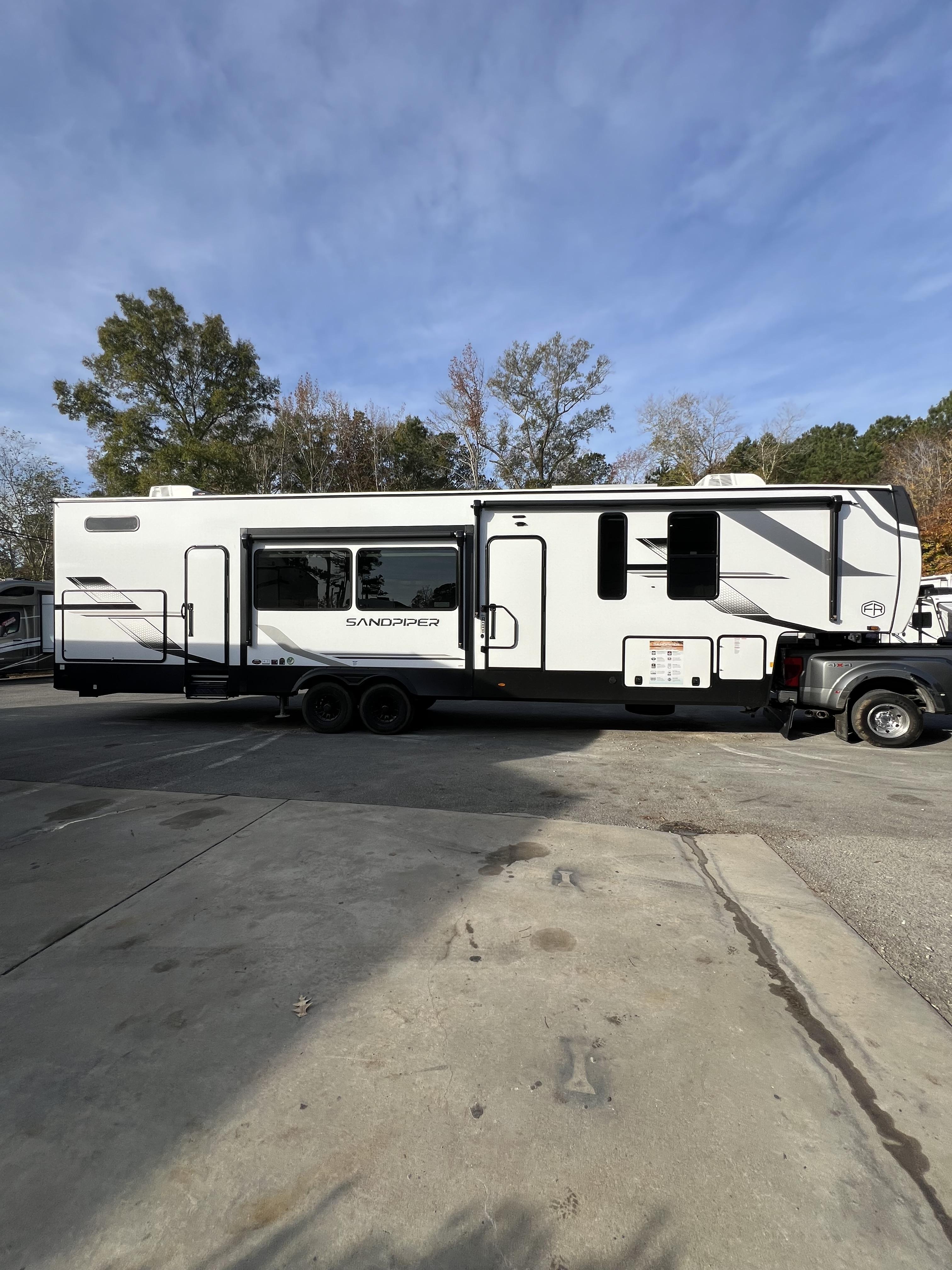 NEW 2025 FOREST RIVER Sandpiper 3880BH - Coastal RV