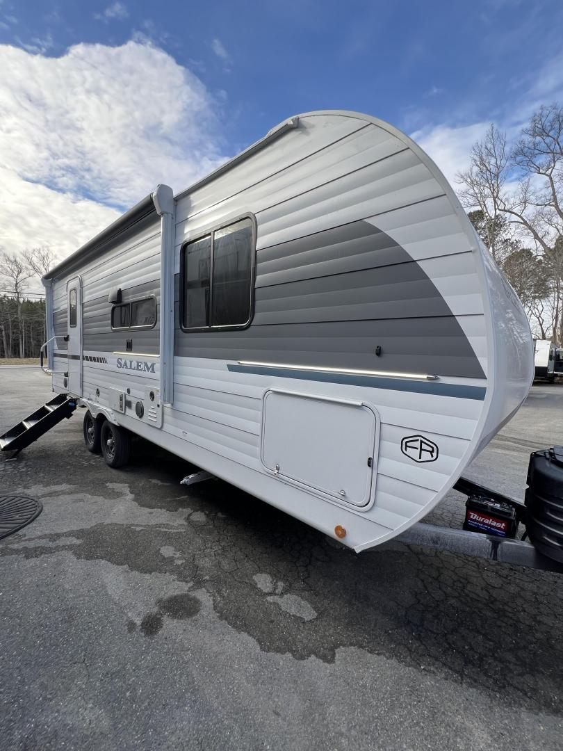 NEW 2025 FOREST RIVER Salem 22RBS - Coastal RV