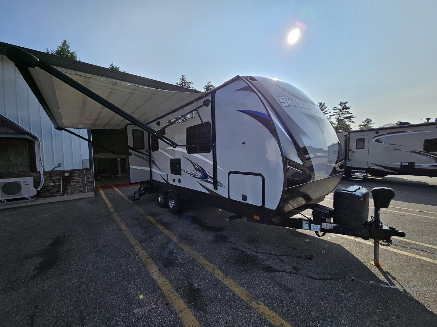 PRE-OWNED 2018 SHADOW CRUISER 200RDS - Cold Springs RV