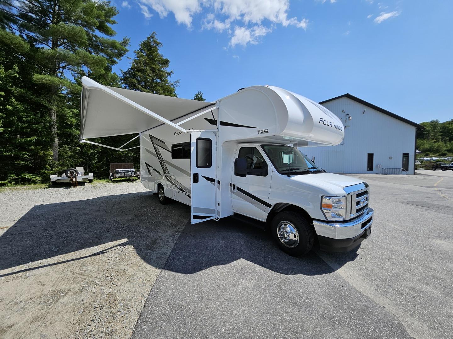 NEW 2025 THOR FOUR WINDS 27P - Cold Springs RV