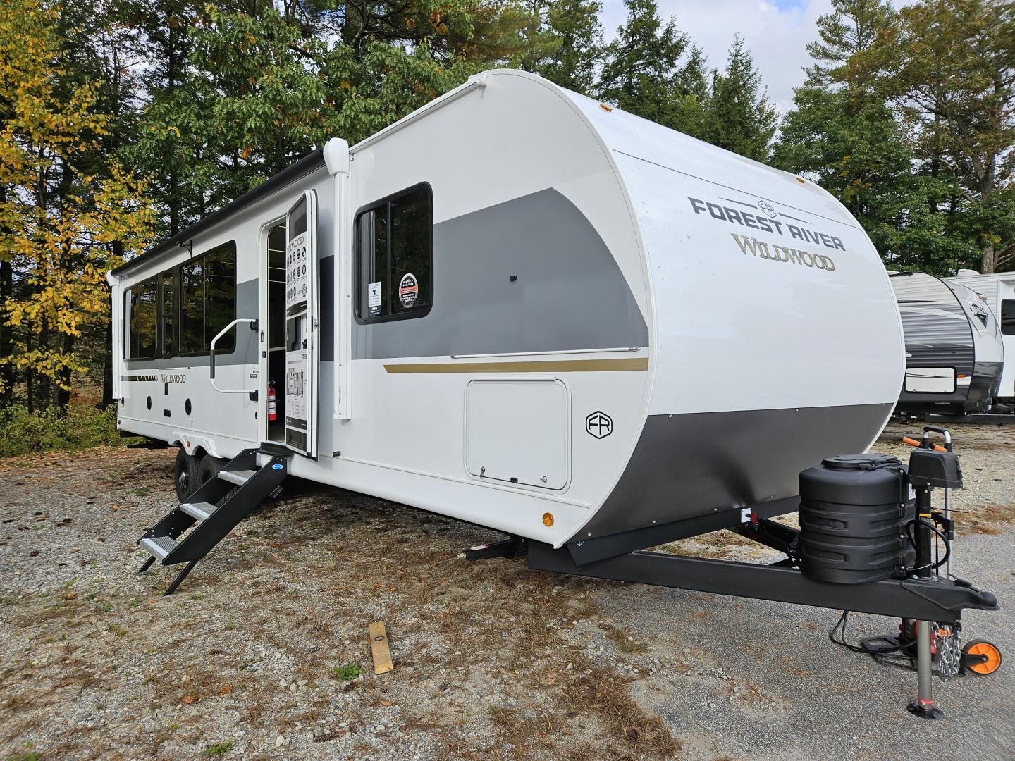 NEW 2025 FOREST RIVER WILDWOOD 28VIEWX - Cold Springs RV