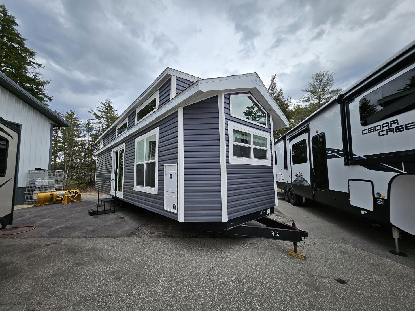 NEW 2025 DNA CANTERBURY P39-FKISL - Cold Springs RV