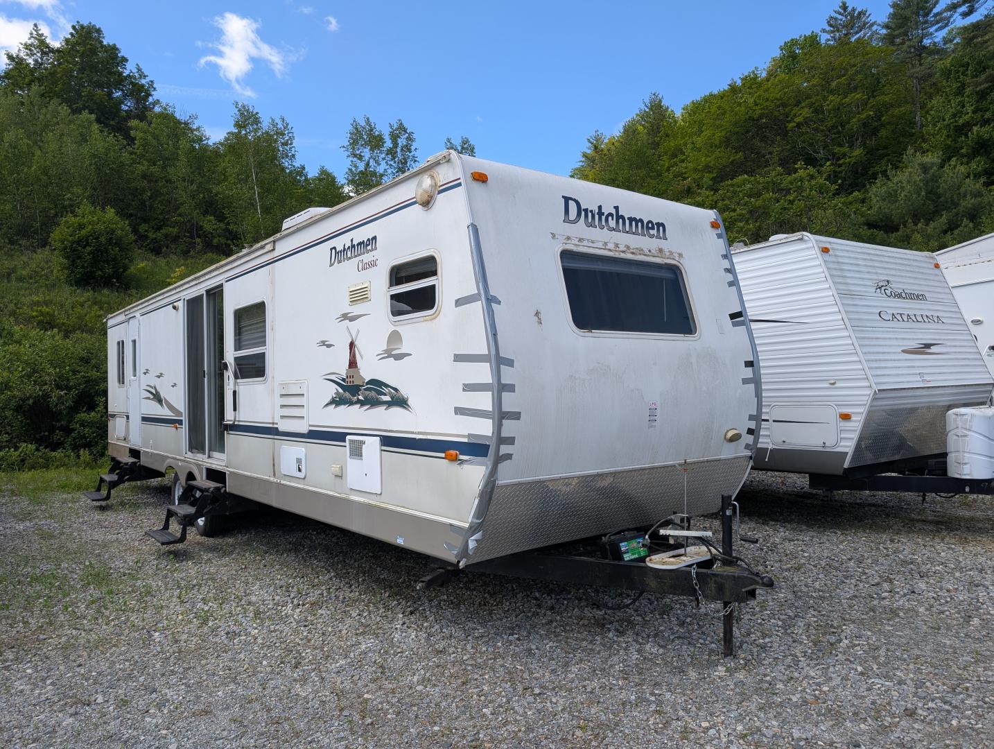 PRE-OWNED 2004 DUTCHMEN 36FK - Cold Springs RV