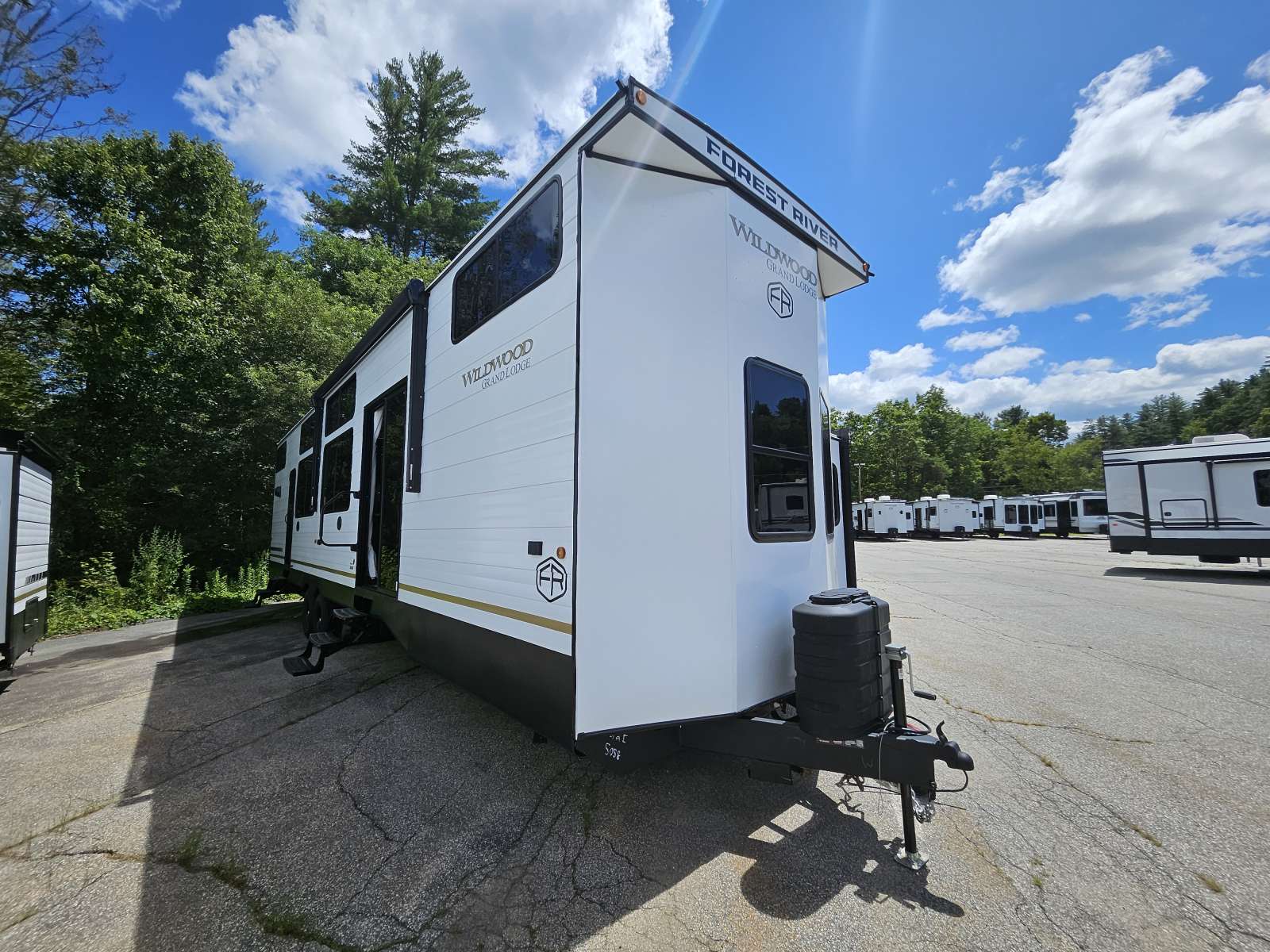 NEW 2026 FOREST RIVER WILDWOOD 42ICE - Cold Springs RV