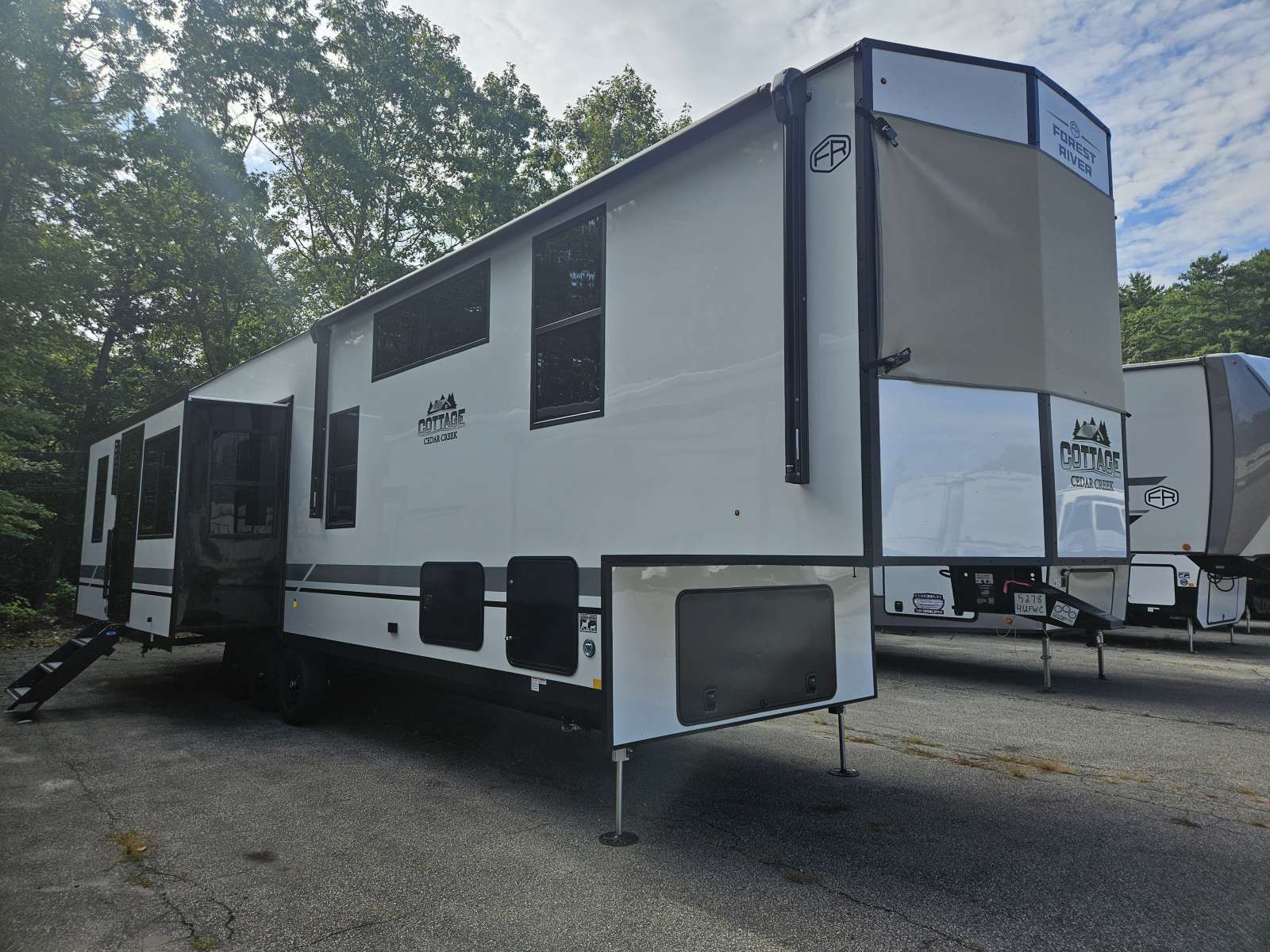 NEW 2026 FOREST RIVER CEDAR CREEK 412FWC - Cold Springs RV