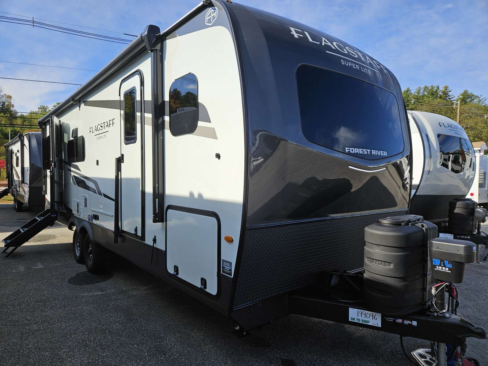 NEW 2026 FOREST RIVER FLAGSTAFF 26SRD SUPER-LITE - Cold Springs RV