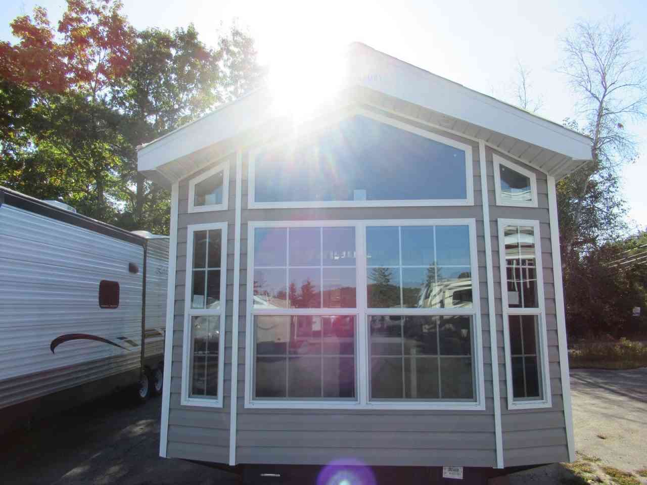 NEW 2020 DNA ENTERPRISES CANTERBURY PARKVUE P38-CKL - Cold Springs RV