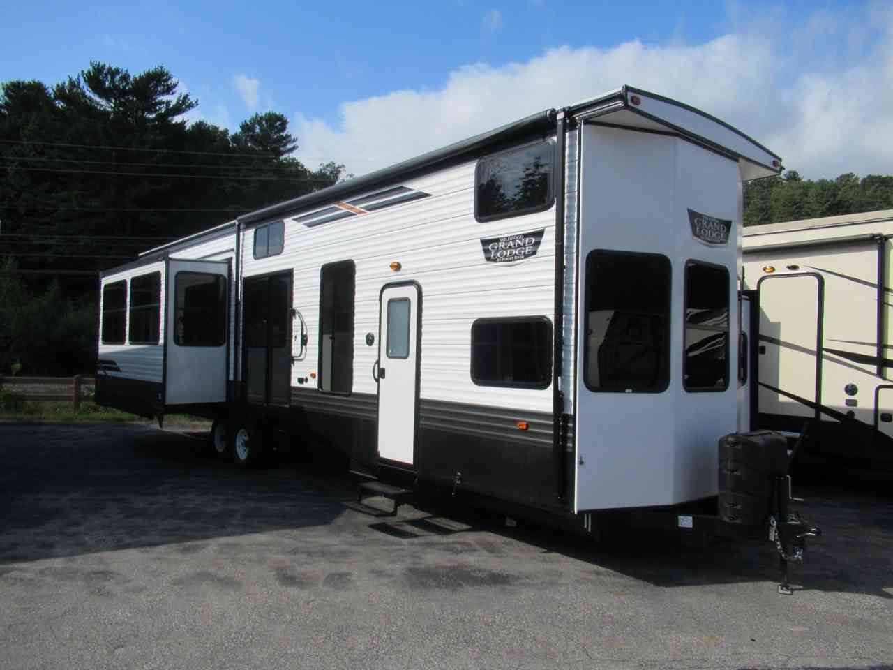 NEW 2020 Forest River Wildwood 42DL - Cold Springs RV