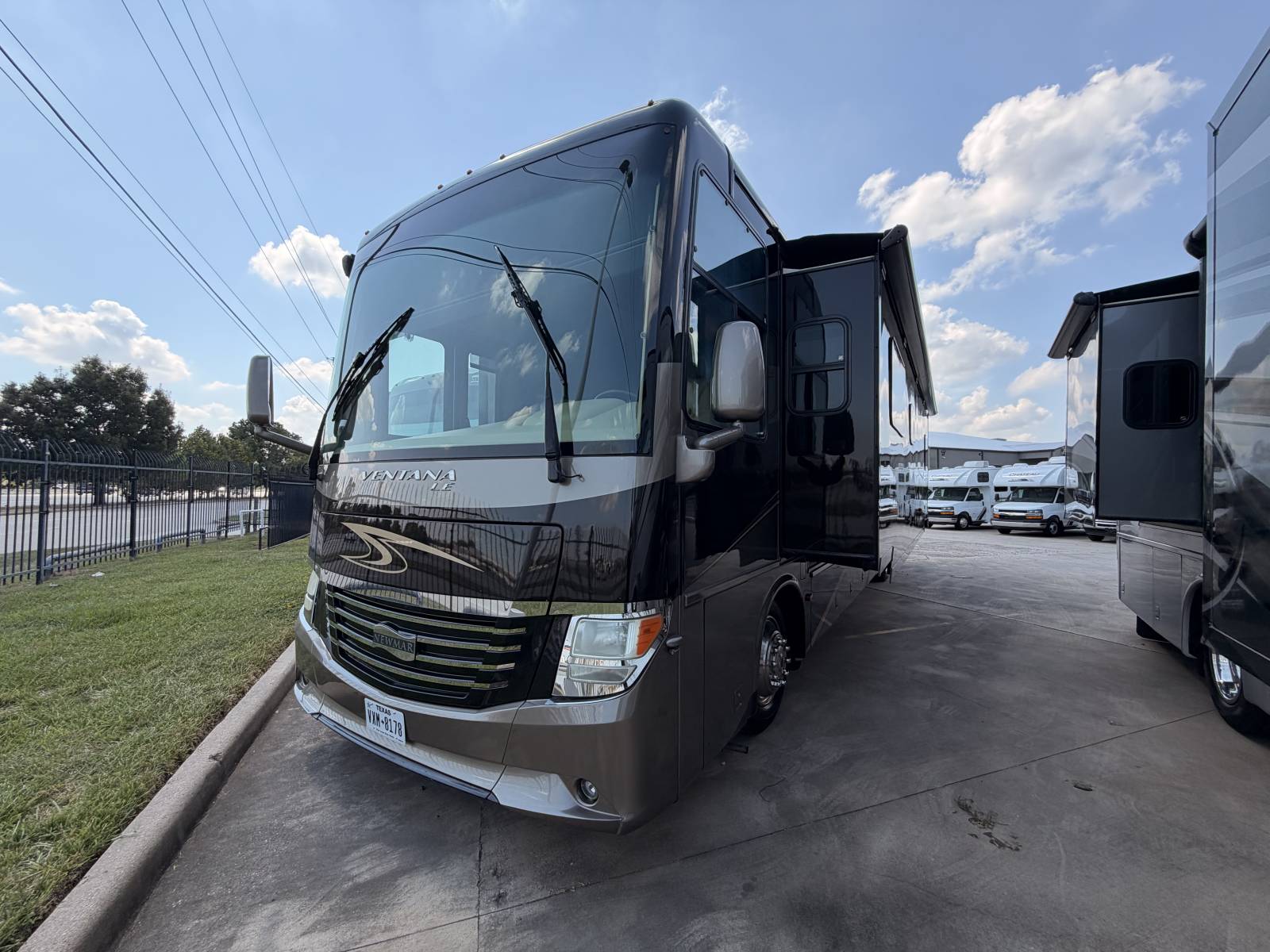 2016 Newmar VENTANA 4002