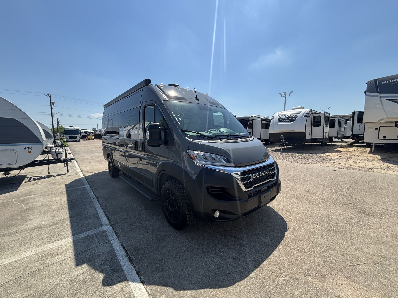 2027 Thor Motor Coach Tellaro 20L Class B Camper Van