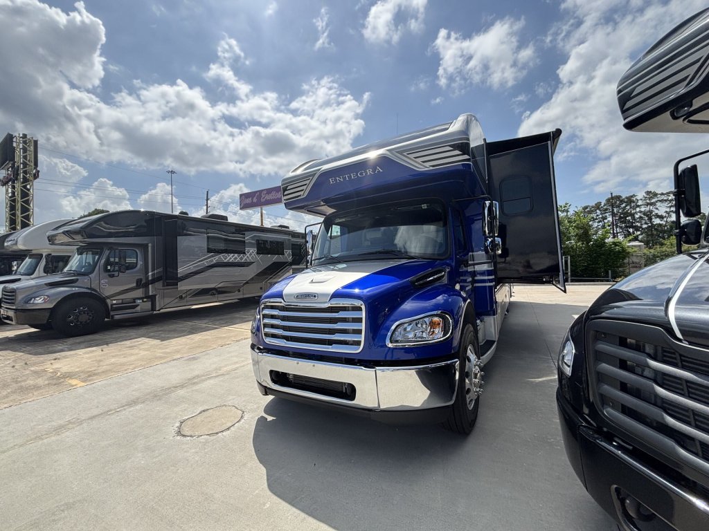 2026 Entegra Accolade XL 37M Class C Diesel