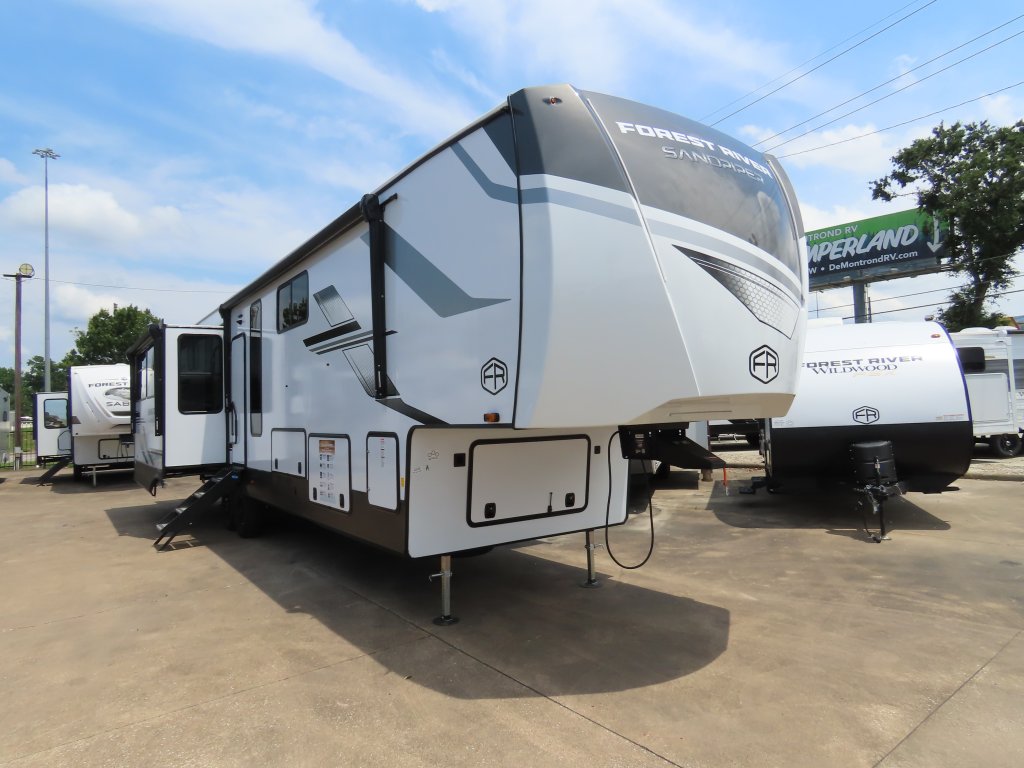 2026 Forest River Sandpiper 3900HBLR Fifth Wheel - DeMontrond RV