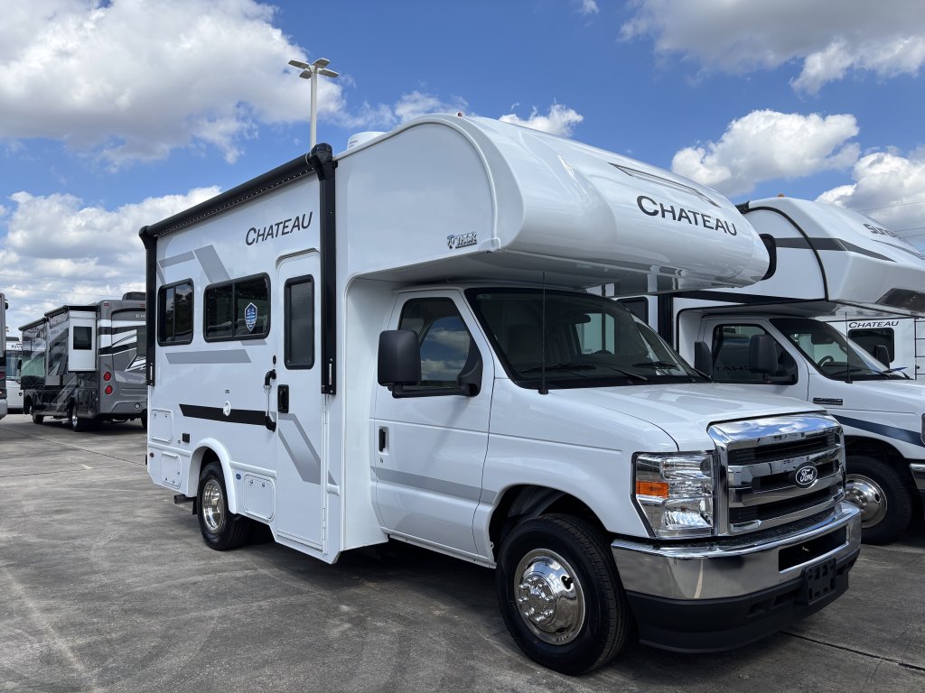 2026 Thor Motor Coach Chateau 19Z Class C Motorhome