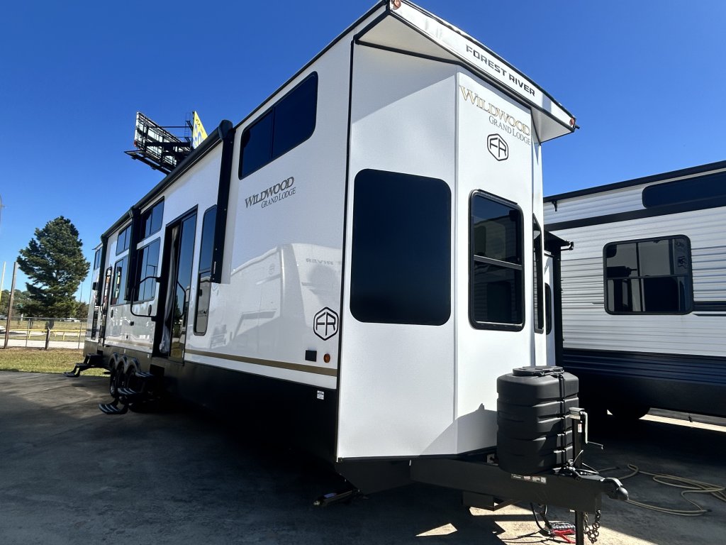 2026 Forest River WILDWOOD GRAND LODGE 42ZEN Destination Trailer