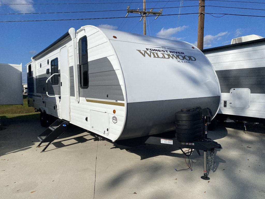 2026 Forest River Wildwood 273QBXL Travel Trailer - DeMontrond RV