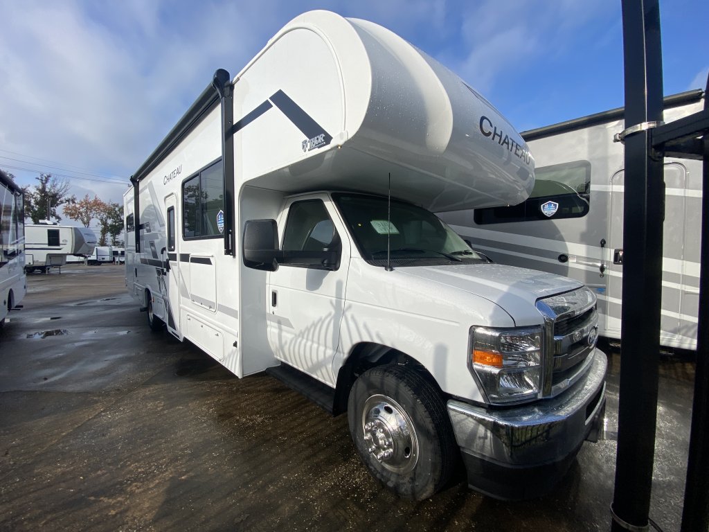 2026 Thor Motor Coach Chateau 31E Class C Motorhome - DeMontrond RV