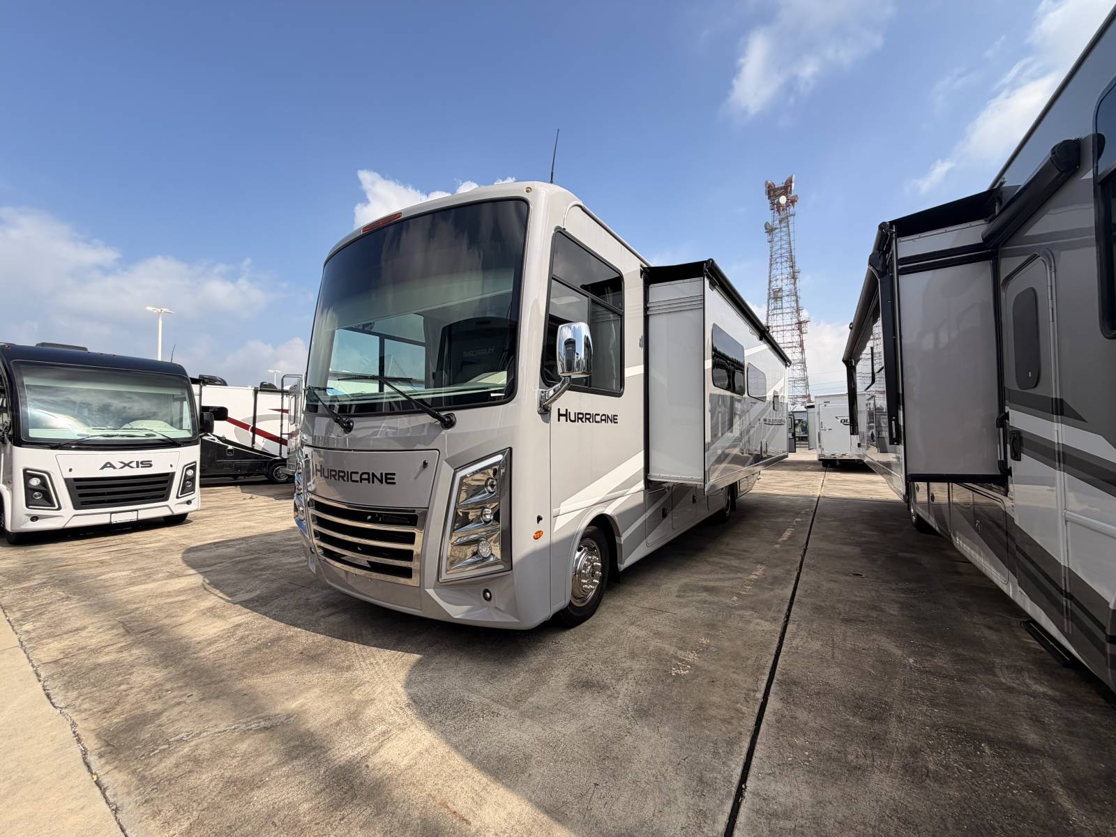 2027 Thor Motor Coach Hurricane 29L Class A Motorhome