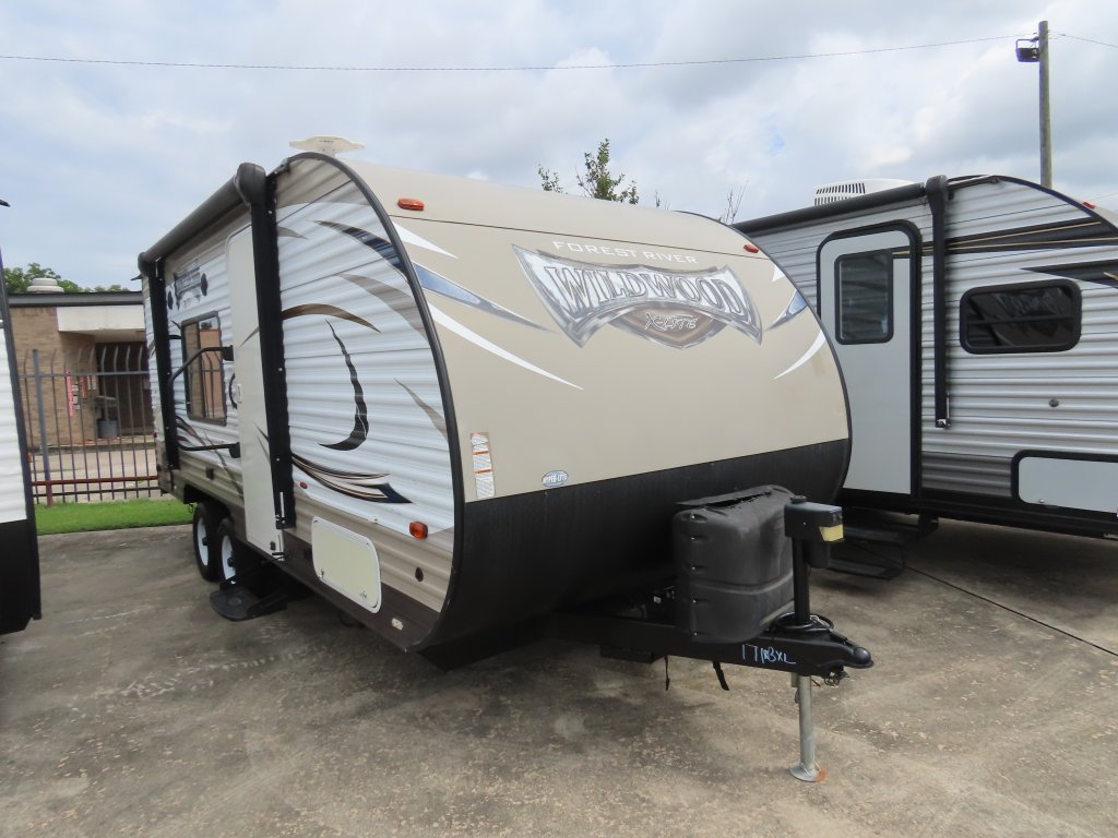 2018 Forest River Wildwood X-Lite 171RBXL Travel Trailer