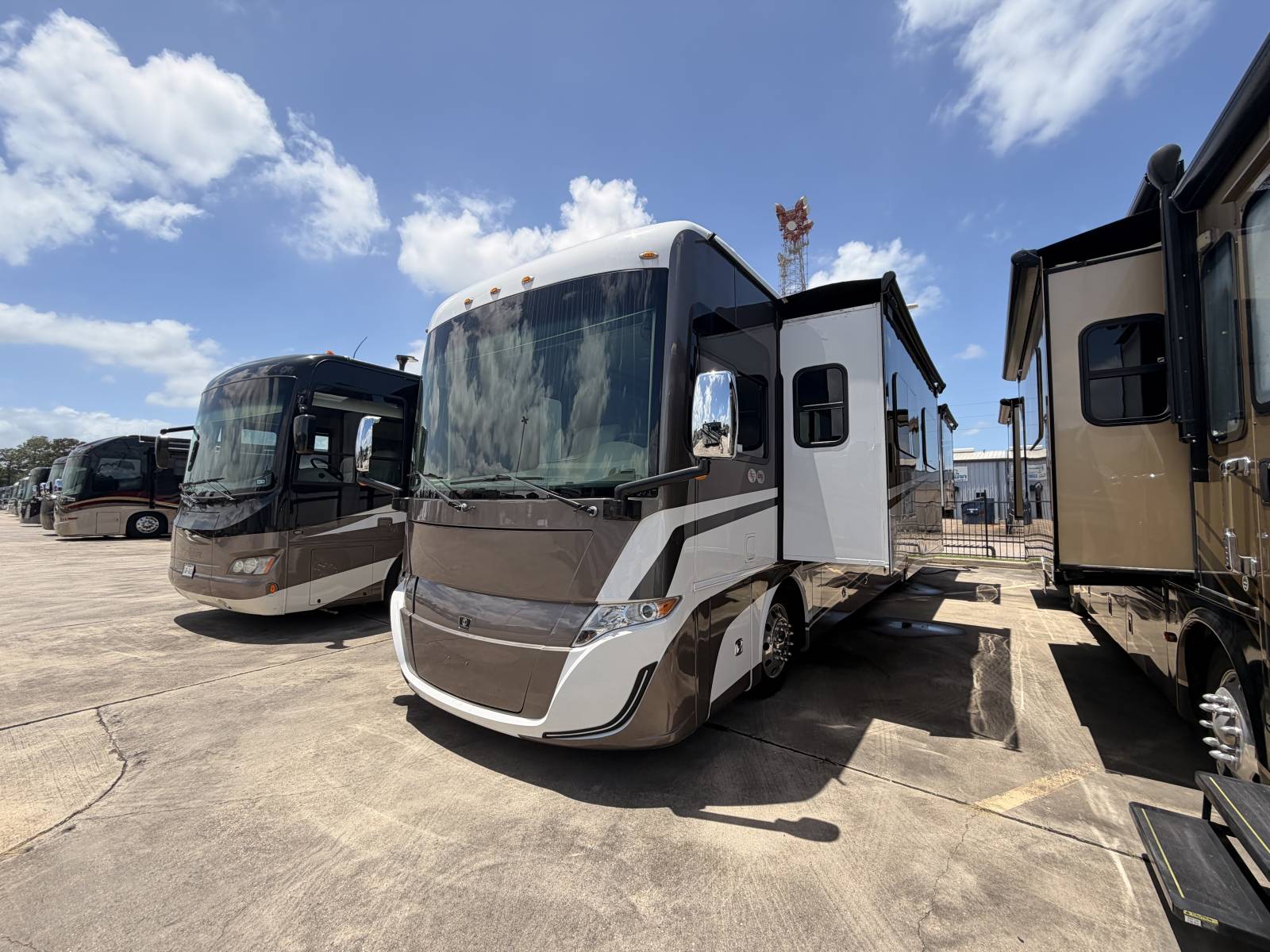 2025 Tiffin BYWAY 38CL