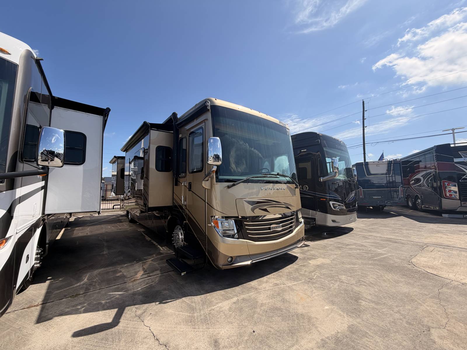 2016 Newmar VENTANA 3725