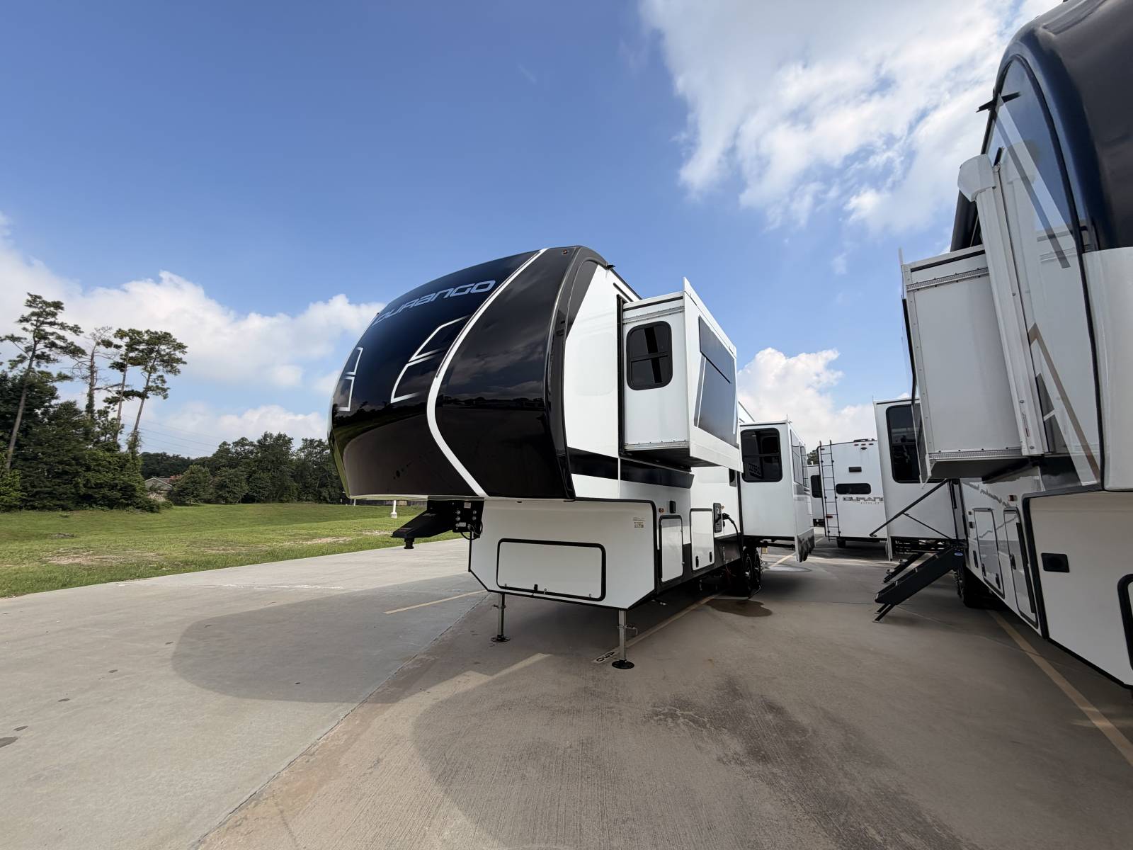 2027 Kz-rv Inc DURANGO 321RKT - DeMontrond RV