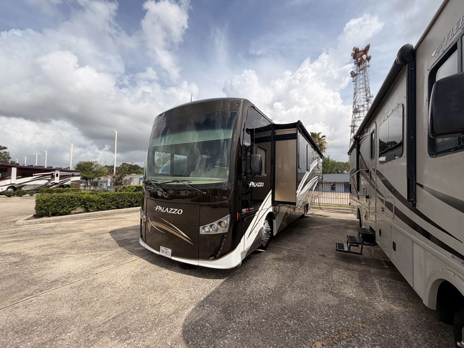 2017 Thor PALAZZO 33.3