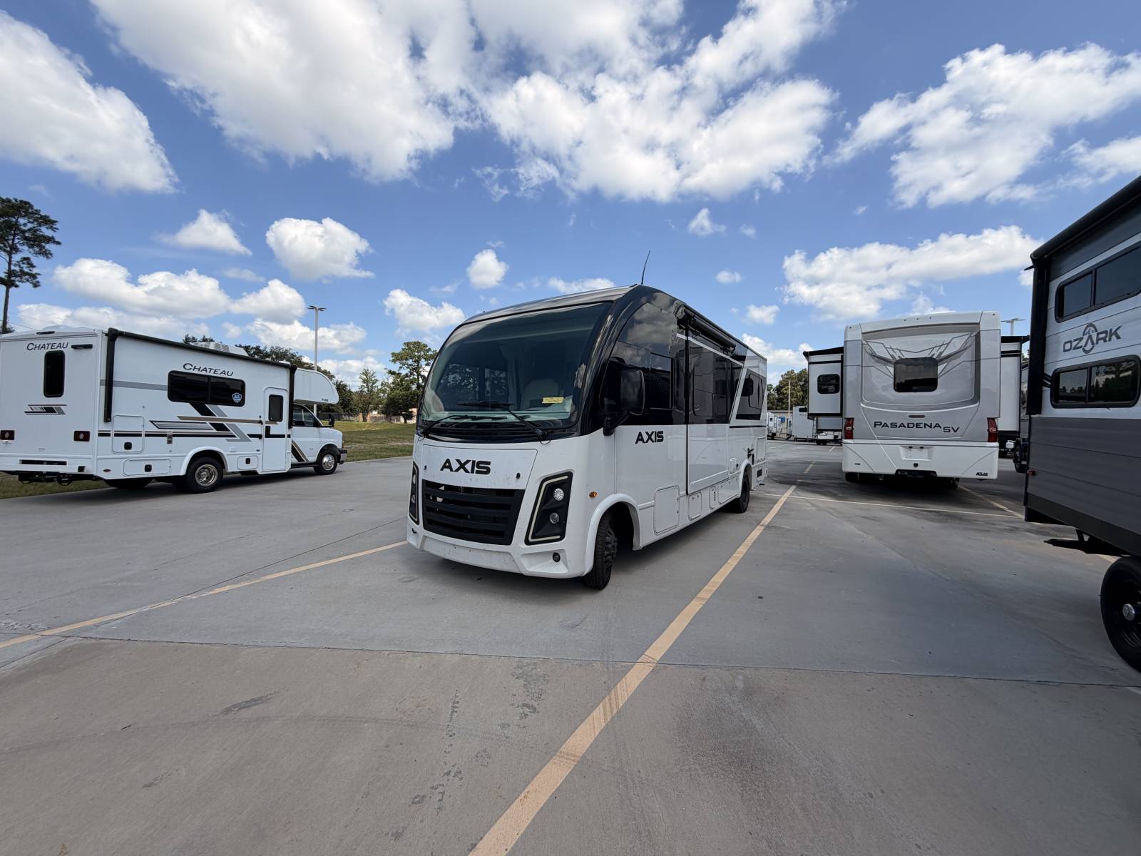 2026 Thor AXIS 24.1