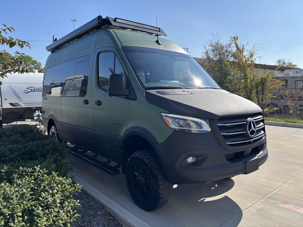 2026 Entegra LAUNCH 19AG Class B Diesel