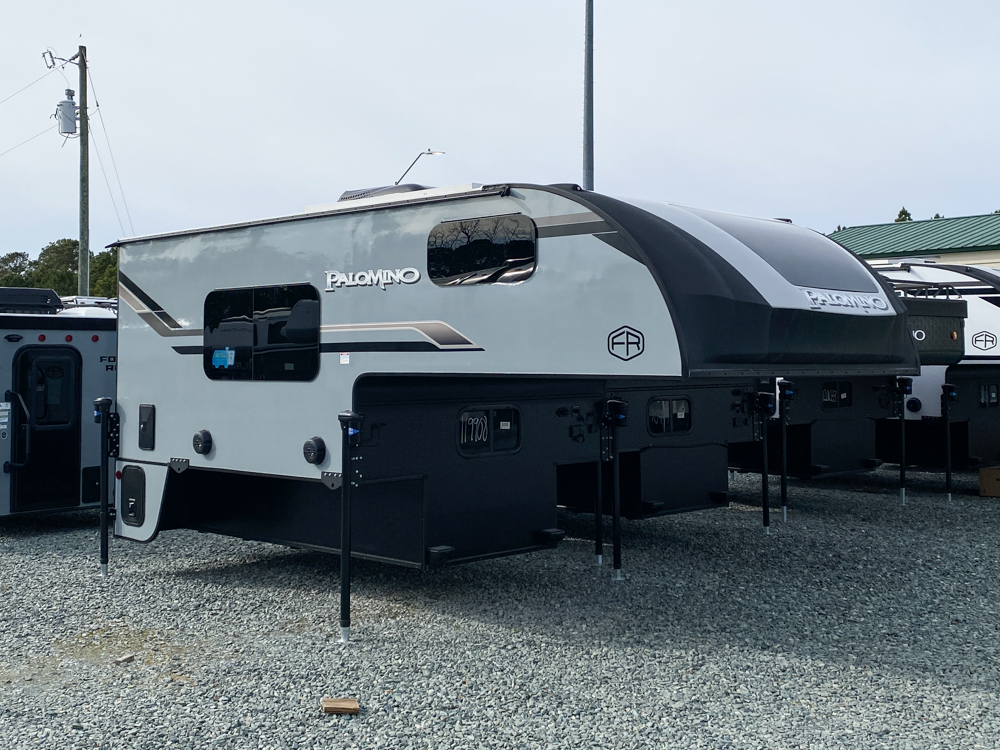 NEW 2025 Palomino Backpack Hard Side HS-8801 - D & H RV & Marine