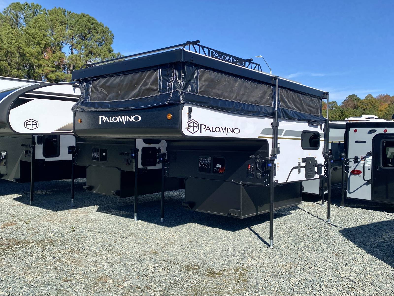 NEW 2026 Palomino Backpack Soft Side SS-550 - D & H RV & Marine