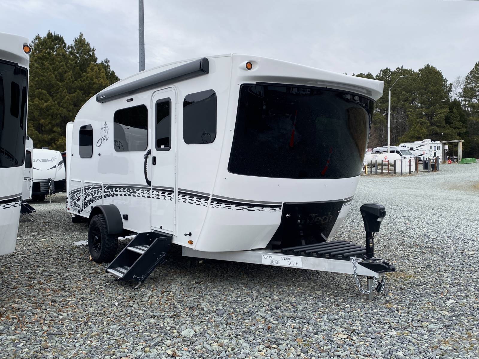 NEW 2026 inTech RV Sol Dusk - D&H Truck Camper Emporium