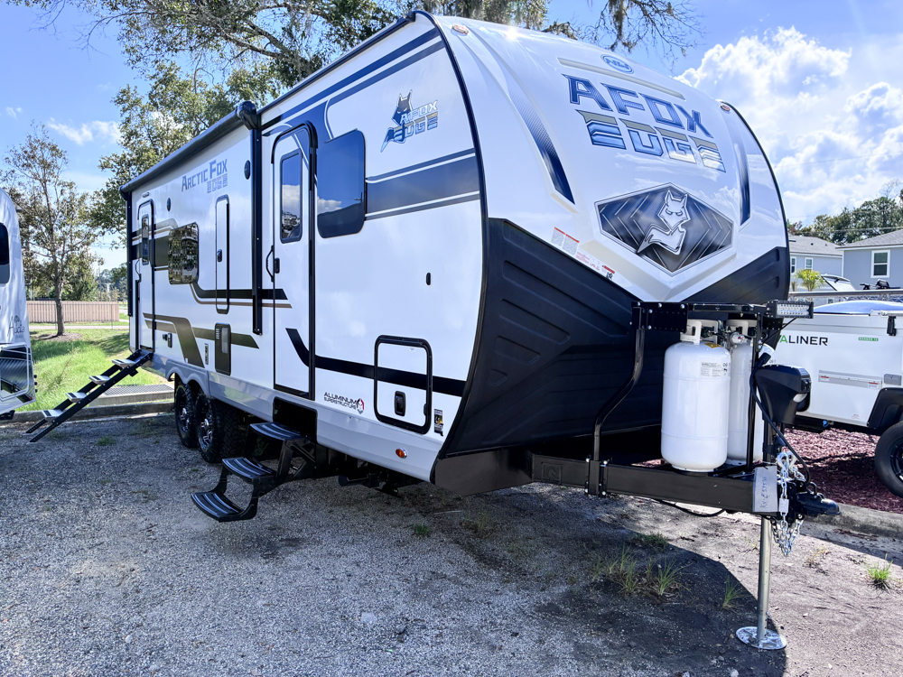 NEW 2027 Northwood Arctic Fox NXT 26KX | D&H Truck Camper Emporium