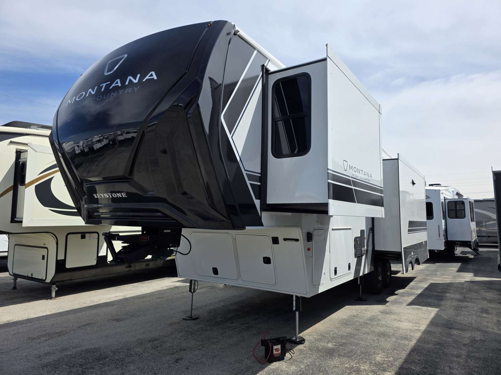2026 Keystone Montana 290RL High Country - 