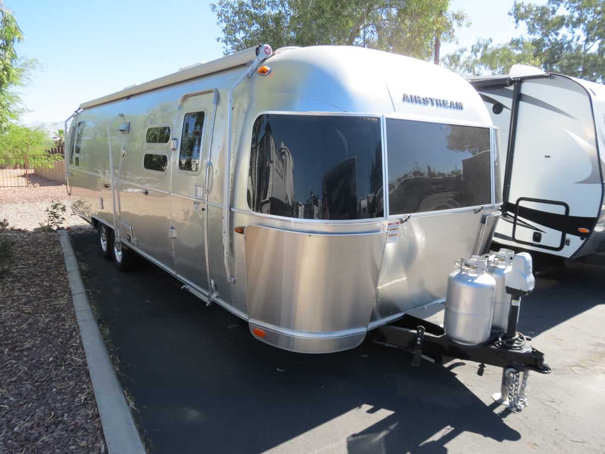 USED 2017 Airstream Flying Clound 30 - Freedom RV