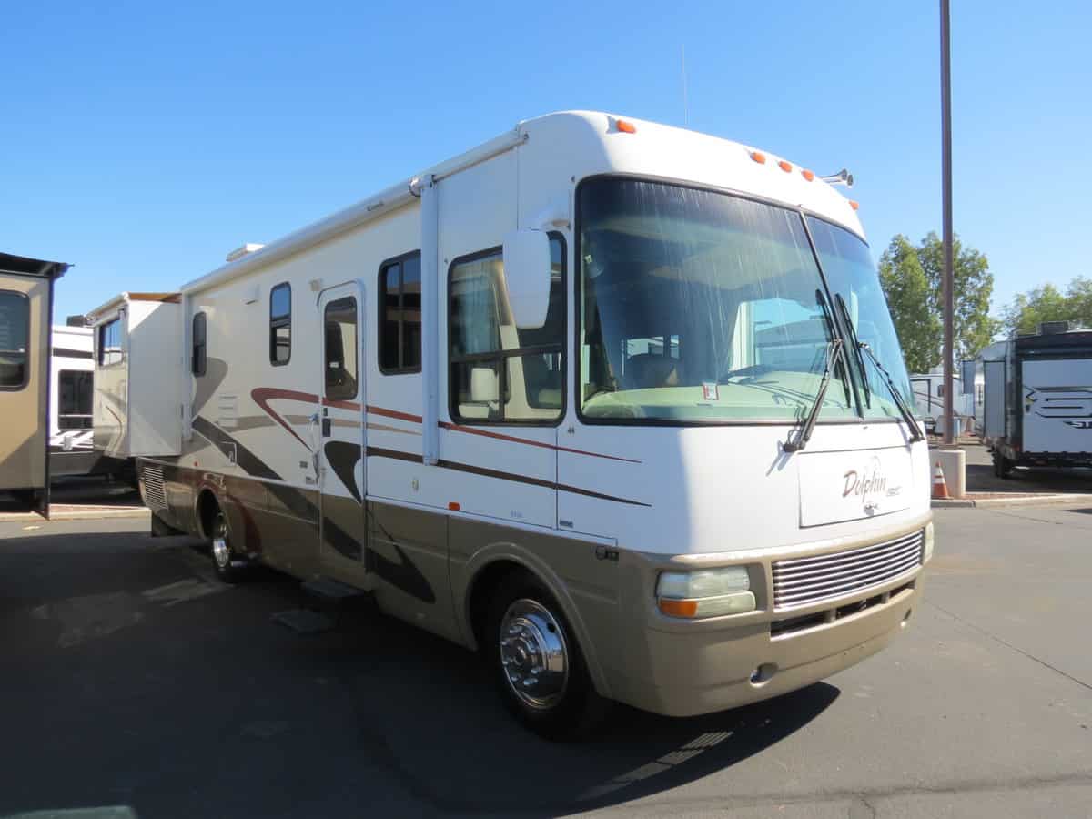 USED 2004 National Dolphin 6320LX - Freedom RV