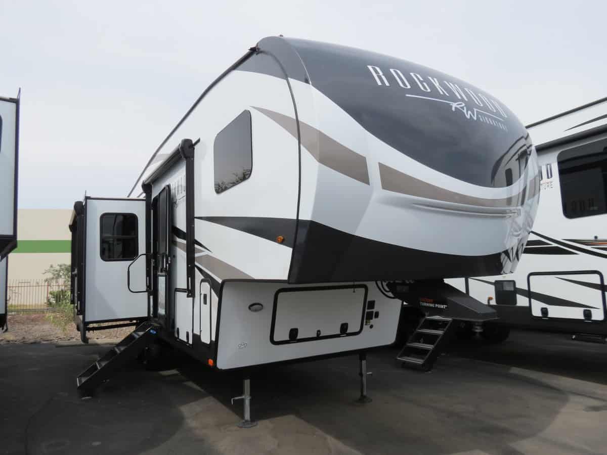 NEW 2023 Forest River Rockwood 2883WS - Freedom RV
