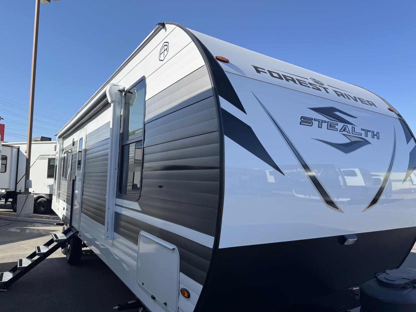New 2025 Stealth 2630SLE - Freedom RV