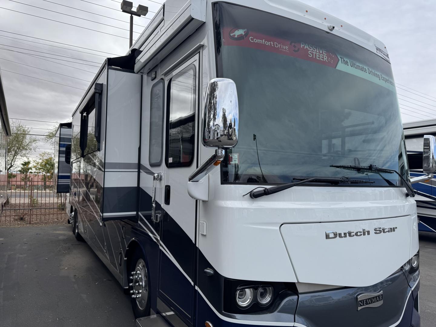New 2025 Newmar Dutch Star 4081 - Freedom RV