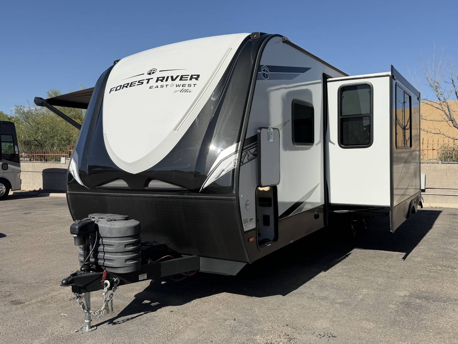 New 2025 Forest River Alta 2475KBH
