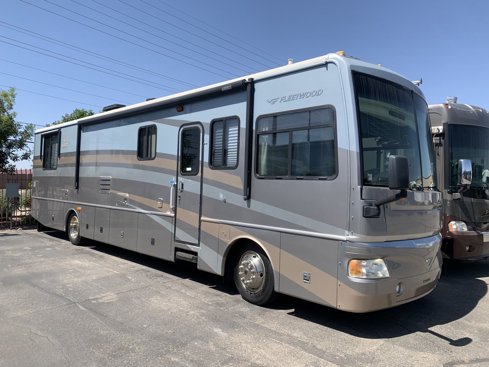 USED 2006 Fleetwood Bounder 39Z - Freedom RV