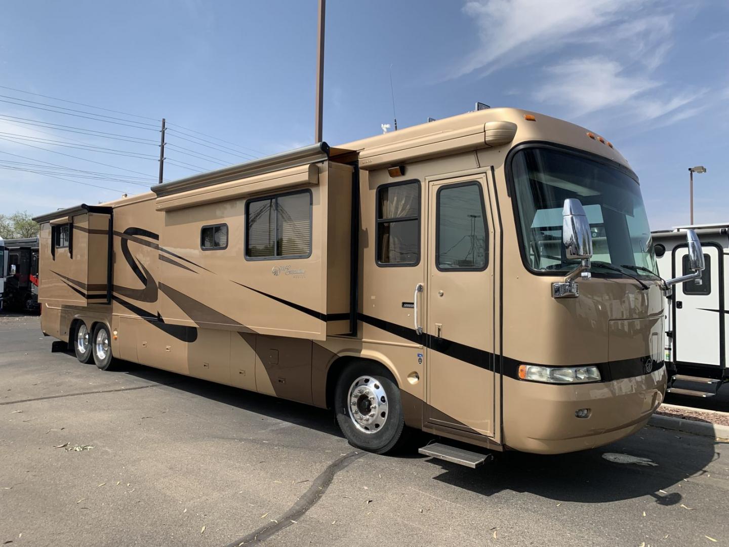 USED 2004 Monaco Executive 43PBQ - Freedom RV