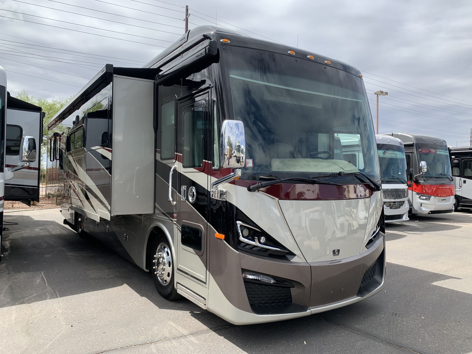 USED 2021 Tiffin Phaeton 37BH - Freedom RV