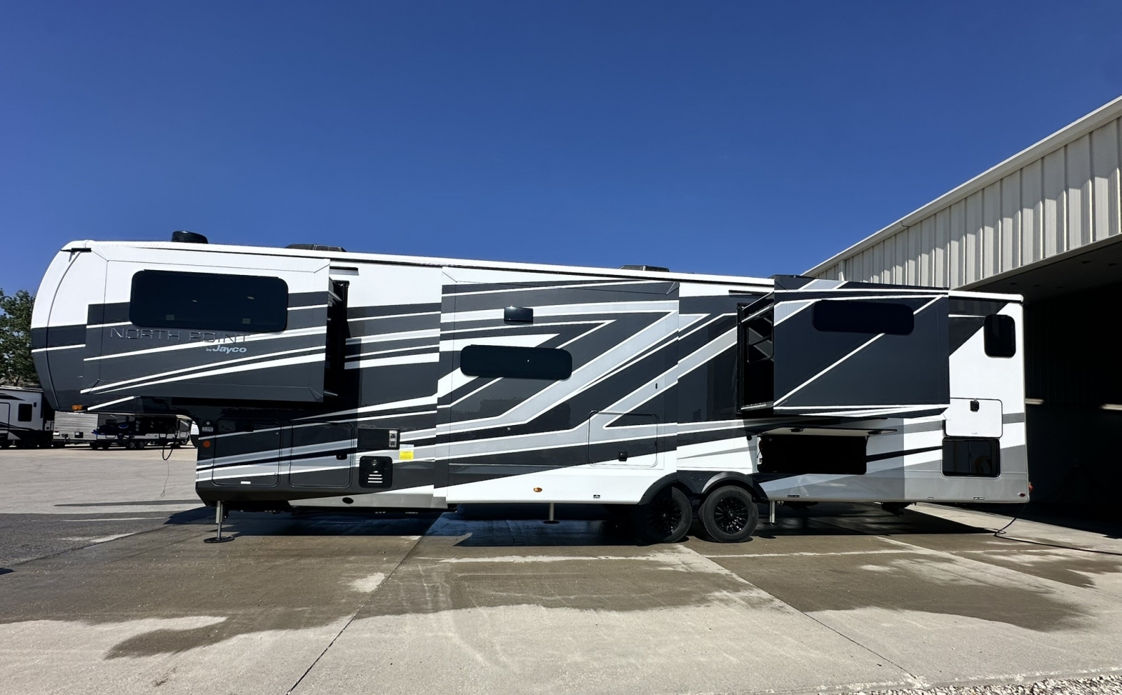 2026 Jayco North Point 382FLRB